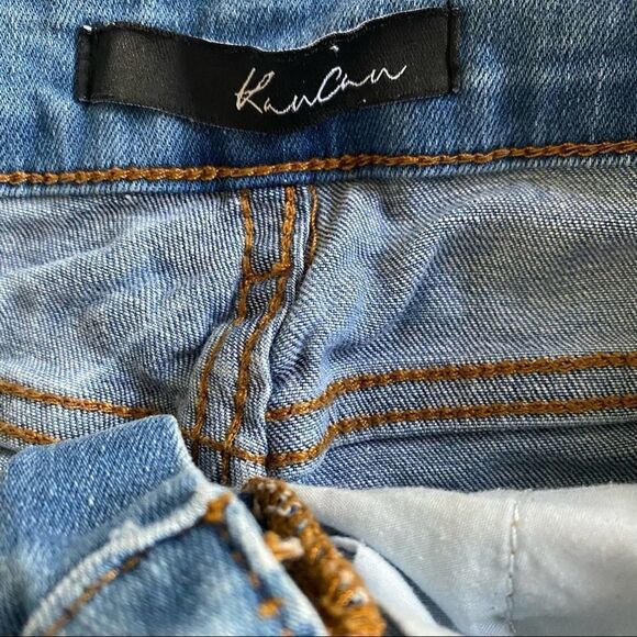 KanCan Light Wash Cuffed Jean Shorts, Size 26 - Picture 6 of 11
